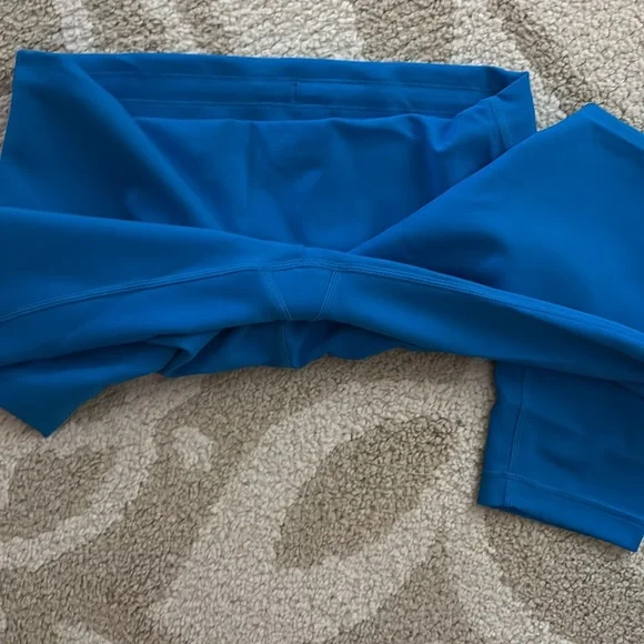 Lululemon Wunder Train Tight - Picture 3 of 6